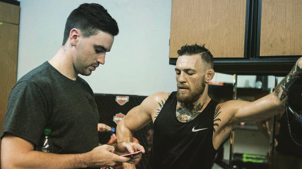 Тим Симпсон и Конор Макгрегор. Фото Соцсети Тим Симпсон и Конор Макгрегор. Фото Соцсети