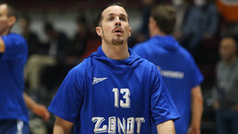 «Займитесь собственной жизнью». Французский разыгрывающий «Зенита» ответил своим хейтерам