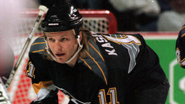 «Поймал американца у борта — и дальше он поехал вверх ногами». Легендарный российский крушитель