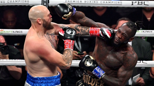 Роберт Хелениус и Деонтей Уайлдер. Фото AFP Роберт Хелениус и Деонтей Уайлдер. Фото AFP