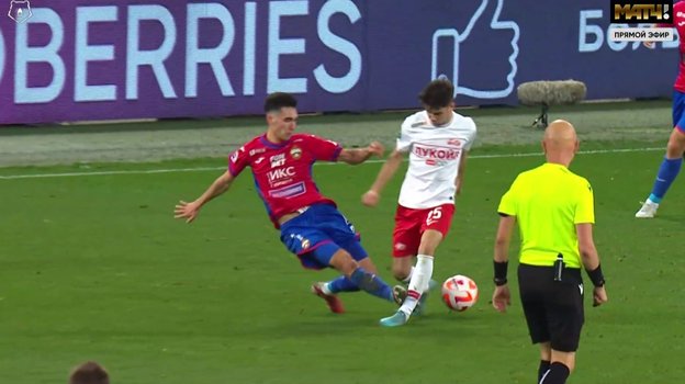 Эпизод матча ЦСКА — «Спартак». Эпизод матча ЦСКА — «Спартак».