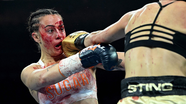 Чернека Джонсон (слева) и Сьюзи Рамадан. Фото AFP Чернека Джонсон (слева) и Сьюзи Рамадан. Фото AFP