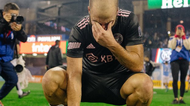 Эмоции Игуаина после последнего матча в карьере. Фото МЛС, Twitter Эмоции Игуаина после последнего матча в карьере. Фото МЛС, Twitter