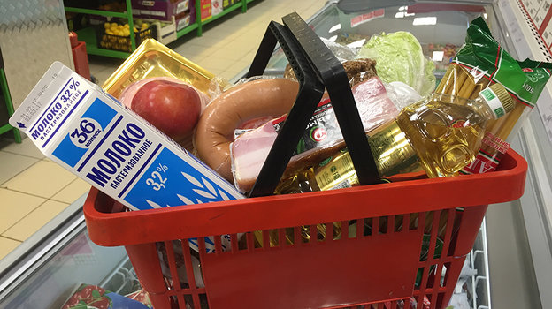 Корзина с продуктами. Фото Global Look Press Корзина с продуктами. Фото Global Look Press