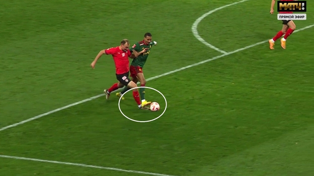 Игровой момент в матче Кубка России «Локомотив» — «Химки». Игровой момент в матче Кубка России «Локомотив» — «Химки».