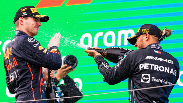 Макс Ферстаппен и Льюис Хэмилтон. Фото Global Look Press Макс Ферстаппен и Льюис Хэмилтон. Фото Global Look Press