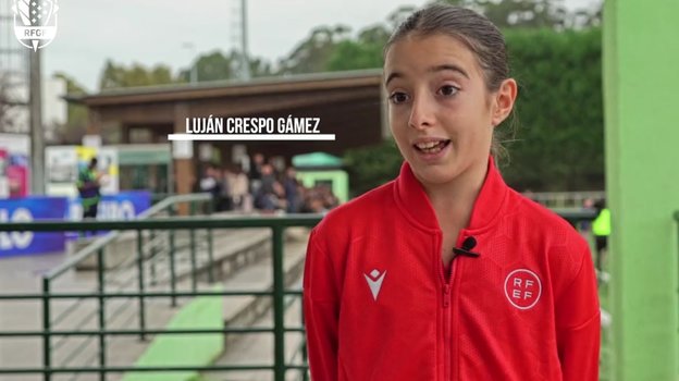 Младшая сестра Лухан Креспо Гамес. Младшая сестра Лухан Креспо Гамес.