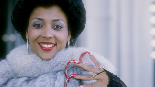 Знаменитый маникюр Флоренс Гриффит-Джойнер. 1986 год. Фото Getty Images Знаменитый маникюр Флоренс Гриффит-Джойнер. 1986 год. Фото Getty Images