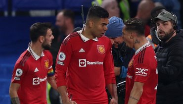 Каземиро радуется забитому голу в ворота «Челси».