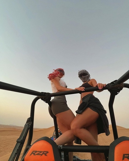 Виолетта Грачева (справа) с подругой. Фото Соцсети Виолетта Грачева (справа) с подругой. Фото Соцсети