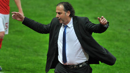 «Тут я не выдержал — подбежал к судье и схватил его за горло. Едва не удушил...» Миодраг Божович — «легенда» российского футбола