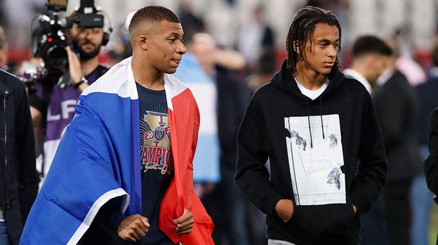 Килиан и Итан Мбаппе. Фото Global Look Press Килиан и Итан Мбаппе. Фото Global Look Press