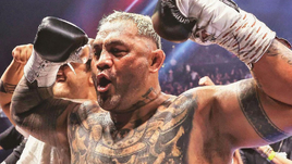 Марк Хант нокаутировал двукратного чемпиона мира по регби. А затем сразу завершил карьеру