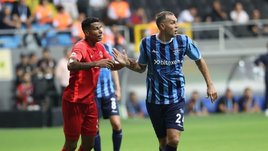 Дзюба опозорился в Турции. Артему надо было переходить в «Рубин»