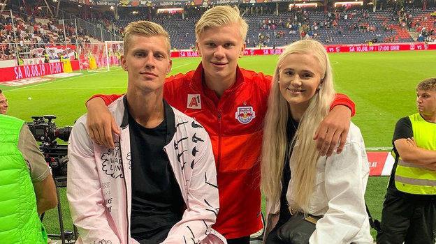 Габриэлла со старшим братом Астором всегда поддерживают Эрлина и частенько ходят на его матчи. Фото Соцсети Габриэлла со старшим братом Астором всегда поддерживают Эрлина и частенько ходят на его матчи. Фото Соцсети