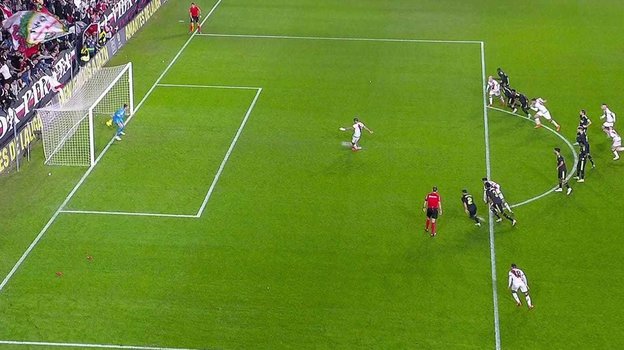 Эпизод с пенальти в матче «Райо Вальекано» — «Реал». Эпизод с пенальти в матче «Райо Вальекано» — «Реал».