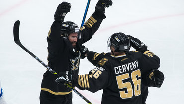 Хоккеисты «Адмирала».