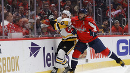 Овечкин весь матч крушил соперников, но проиграл дуэль Кросби
