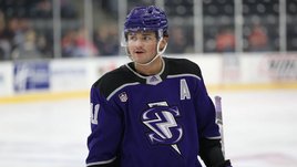 Американский хоккеист издевался над инвалидом. Отвратительный поступок лишил его карьеры в НХЛ