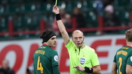 Арбитр ФИФА не назначил два пенальти на Промесе. Что он делал бы без ВАР?