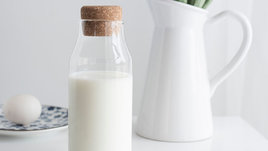 Кому нельзя пить молоко? Нутрициолог назвала три случая, когда от молочки лучше отказаться