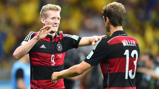 Андре Шюррле и Томас Мюллер. Фото Антон Сергиенко, архив «СЭ» Андре Шюррле и Томас Мюллер. Фото Антон Сергиенко, архив «СЭ»