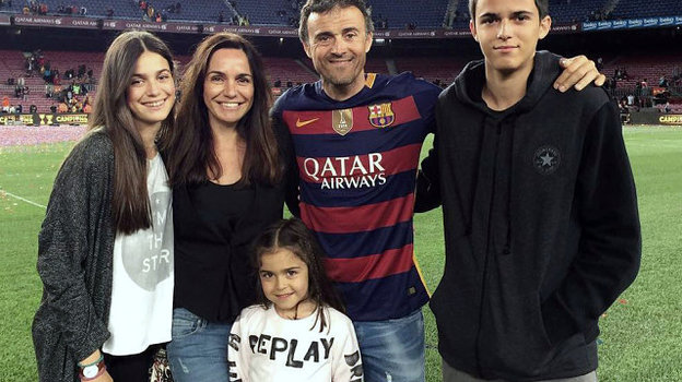 Луис Энрике с семьей. Фото Соцсети Луис Энрике с семьей. Фото Соцсети