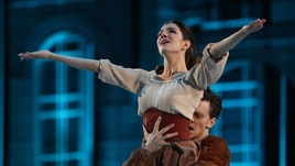 Медведева попала из аутсайдеров в лидеры «Ледникового периода». Фигуристка продолжает удивлять с новым партнером