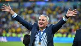 От слабого футболиста до триумфатора Бразилии. Как Тите стал выдающимся тренером