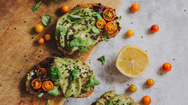 Бутерброды с авокадо. Фото Gaby Yerden/Unsplash Бутерброды с авокадо. Фото Gaby Yerden/Unsplash