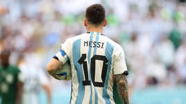 Путь Месси к Кубку мира — драма. Он так и не превзойдет культ Марадоны?
