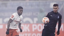 Туман рассеялся, и «Крылья» забили два мяча. «Спартак» проиграл в Самаре