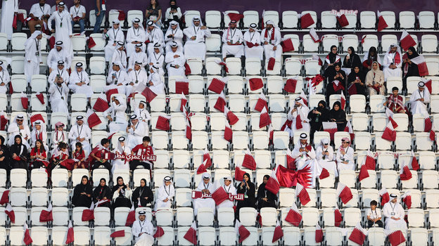 Полупустые трибуны. Фото AFP Полупустые трибуны. Фото AFP