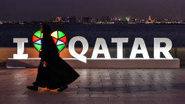 Запад возмущается женщинами в хиджабах на ЧМ в Катаре. Но в мировом спорте такая одежда — норма