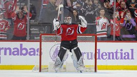 Бывший вратарь «Вашингтона» остановил Овечкина. Александр палил из всех позиций, но не забил