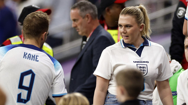Кейт Гудленд на матче сборных Англии и США в Катаре. Фото Reuters Кейт Гудленд на матче сборных Англии и США в Катаре. Фото Reuters