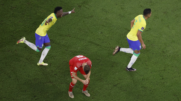 Винисиус Жуниор и Каземиро. Фото Reuters Винисиус Жуниор и Каземиро. Фото Reuters