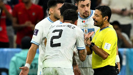 На ЧМ-2022 назначен «левый» пенальти. Что случилось с арбитром Фагани?