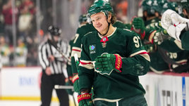 Капризов разбушевался: забил в падении и продлил рекордную серию!