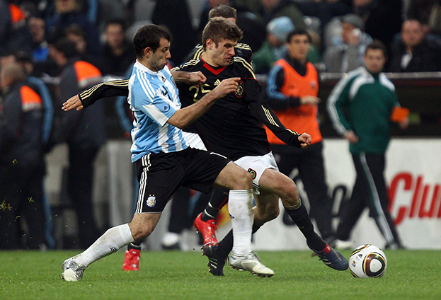 Томас Мюллер в матче против Аргентины в 2010 году. Фото Getty Images Томас Мюллер в матче против Аргентины в 2010 году. Фото Getty Images
