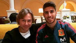 «Подпитываюсь от Карпина особой энергетикой». Как российский тренер раскрыл нападающего сборной Испании