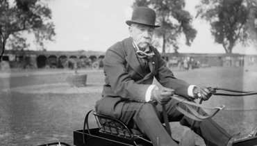 Уолтер Уайнэнс.