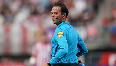 Бас Найхайс.