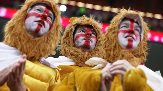 Львы на матче сборной Англии в Катаре. Фото AFP Львы на матче сборной Англии в Катаре. Фото AFP