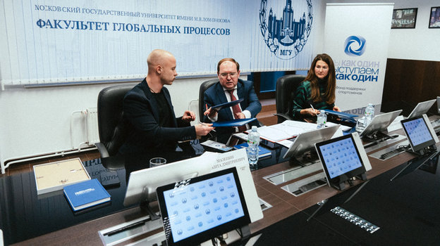 Никита Мазепин (слева). Фото Пресс-служба фонда «Мы выступаем как один» Никита Мазепин (слева). Фото Пресс-служба фонда «Мы выступаем как один»