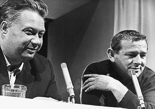 Николай Озеров (слева). Фото из архива семьи Аркадия Галинского Николай Озеров (слева). Фото из архива семьи Аркадия Галинского