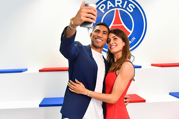 Ашраф Хакими и Хиба Абук. Фото ФК «ПСЖ» Ашраф Хакими и Хиба Абук. Фото ФК «ПСЖ»