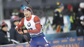 На Кубке мира нет России, но много бывших российских биатлонистов. Как у них дела?