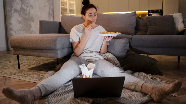 Постоянное переедание вызывает ожирение. Фото unsplash.com Постоянное переедание вызывает ожирение. Фото unsplash.com