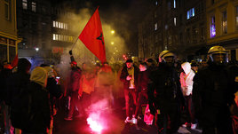 Марокканцы устроили погромы во Франции после поражения в полуфинале. В ходе беспорядков погиб 14-летний подросток